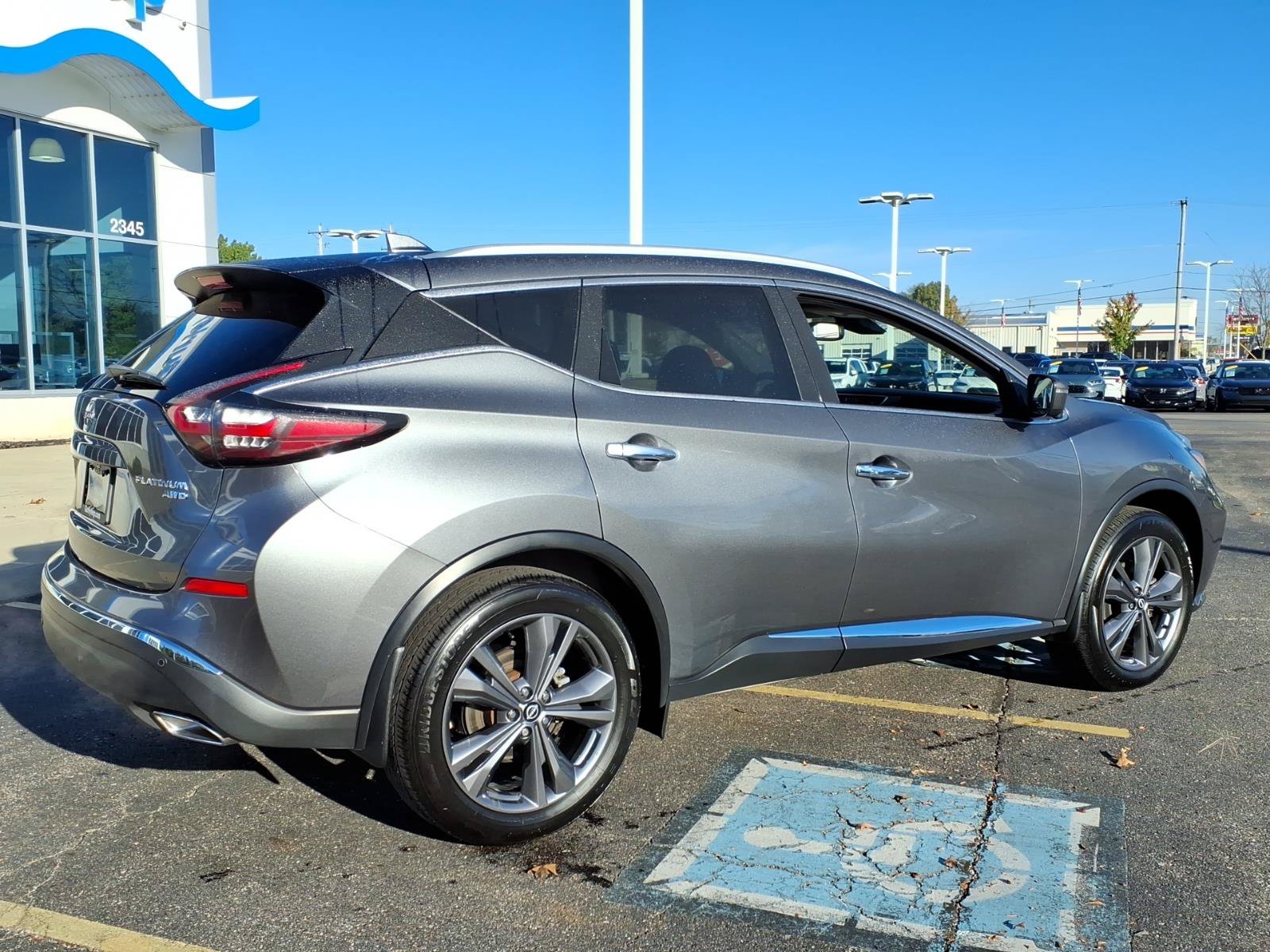 Used 2023 Nissan Murano Platinum AWD/4WD image 12