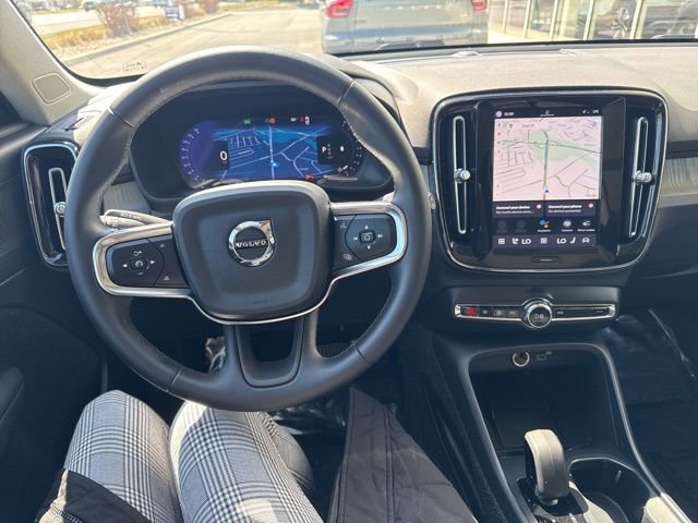 Certified 2025 Volvo XC40 B5 Core image 20