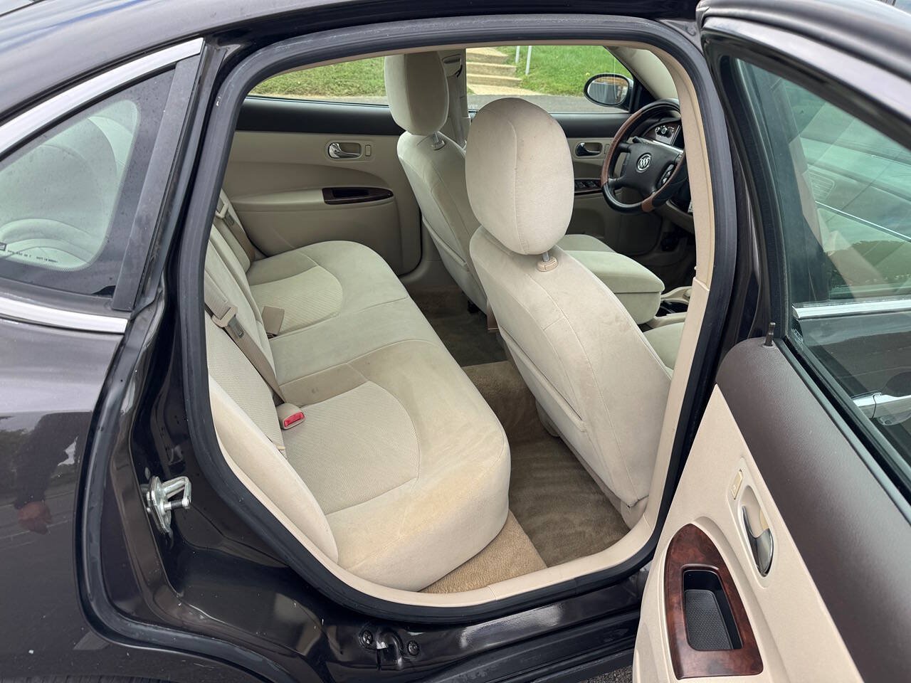 Used 2008 Buick LaCrosse CX FWD image 15