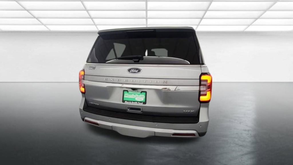 Used 2022 Ford Expedition Max Limited image 7