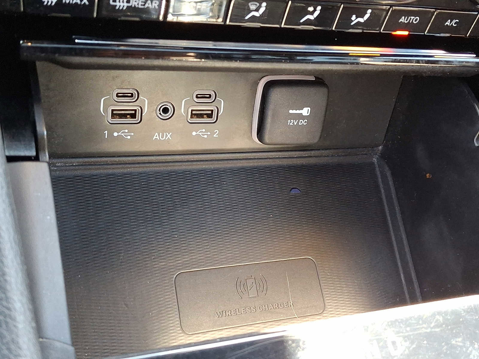 Used 2023 Jeep Grand Cherokee L Laredo AWD/4WD image 27