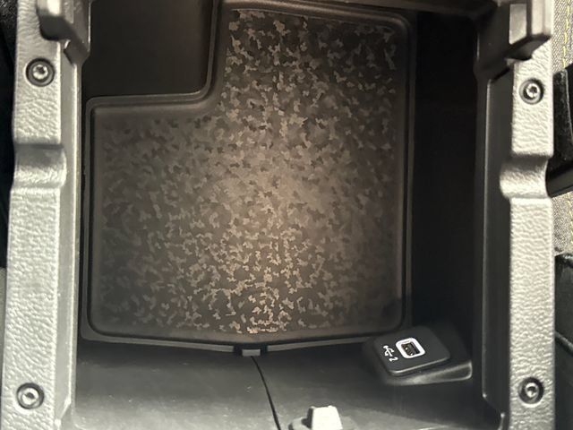 Used 2024 Jeep Wrangler Unlimited Sport AWD/4WD image 40