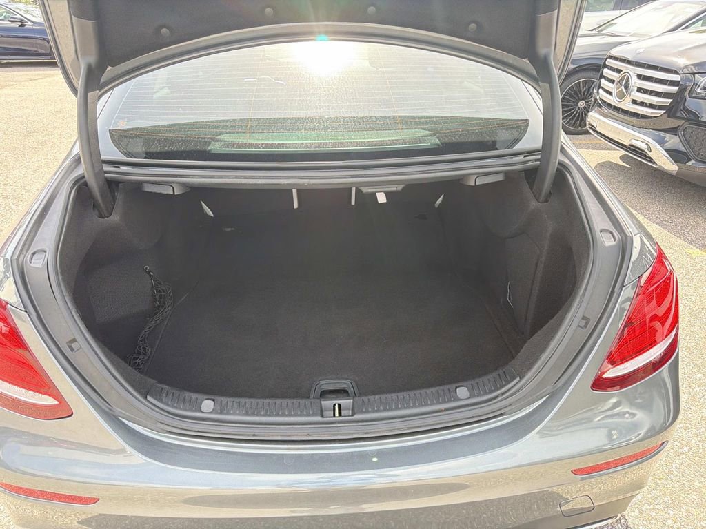 Used 2020 Mercedes-Benz E 450 4MATIC Sedan image 8