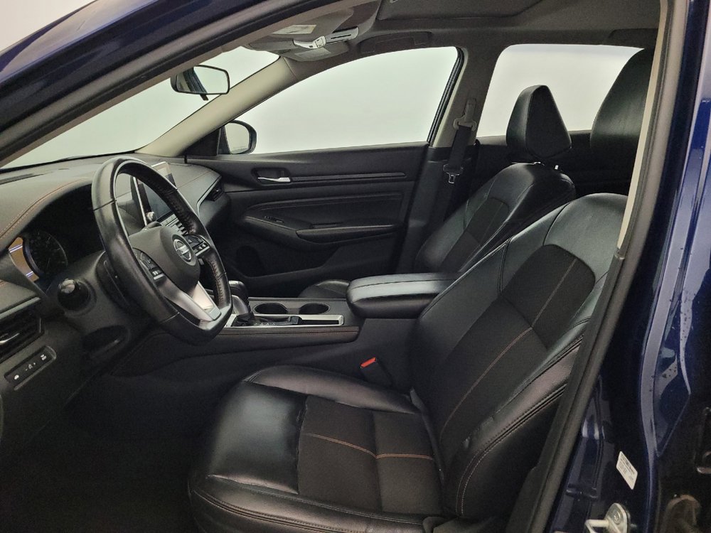 Used 2021 Nissan Altima 2.5 SR w/ SR Premium Package FWD image 17