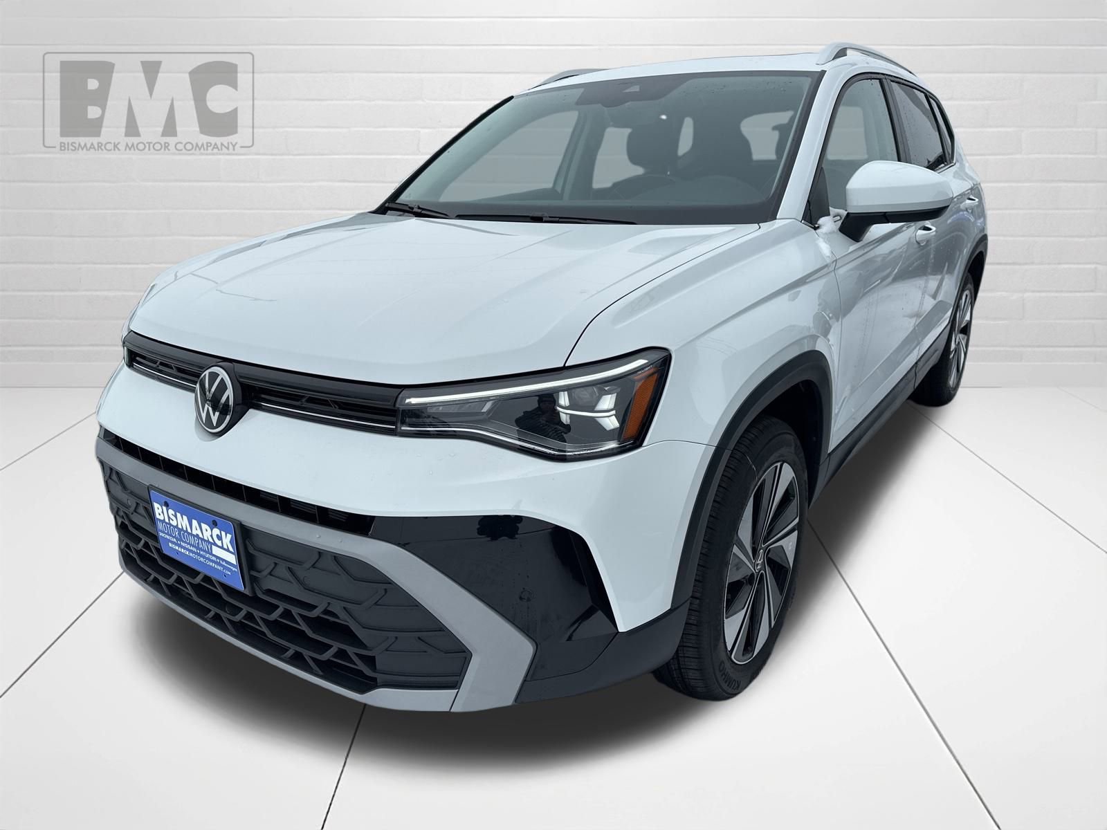 New 2026 Volkswagen Taos SE