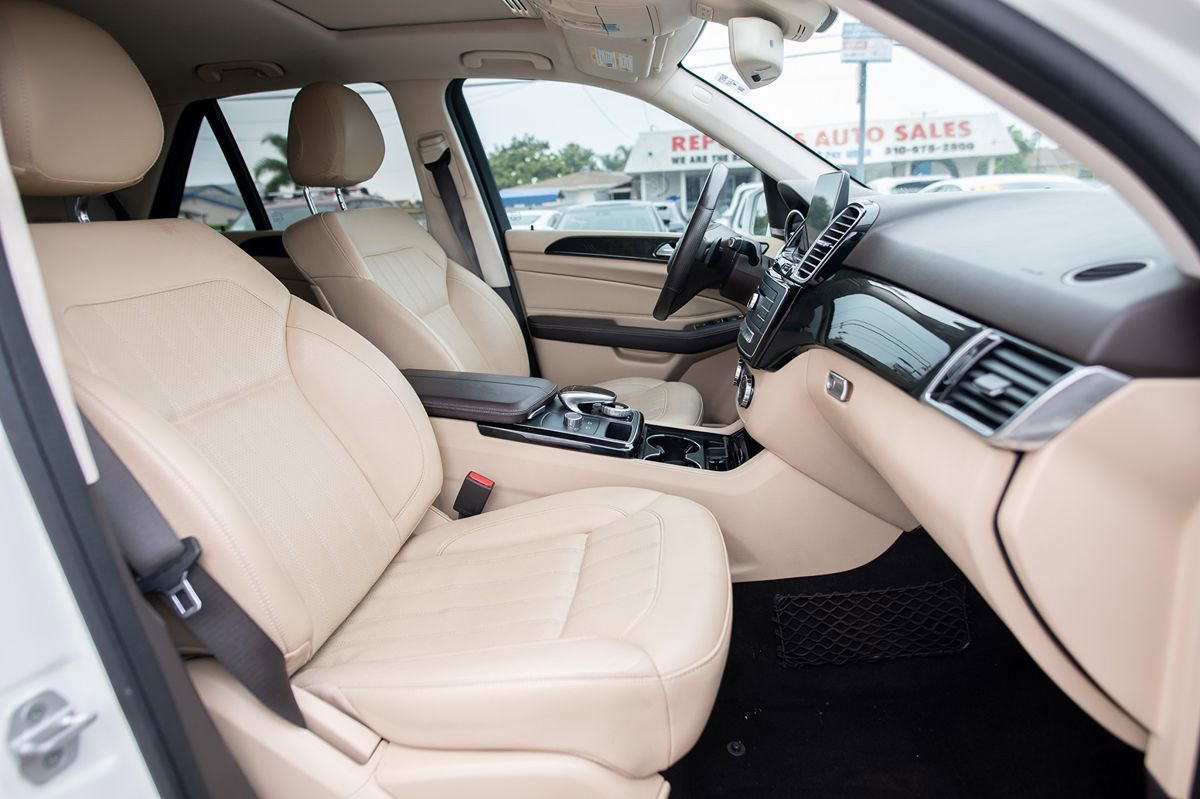 Used 2017 Mercedes-Benz GLE 350 w/ Premium 1 Package image 17