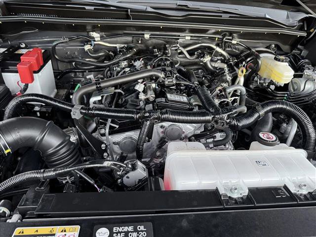 Certified 2025 Toyota 4Runner SR5 AWD/4WD image 21