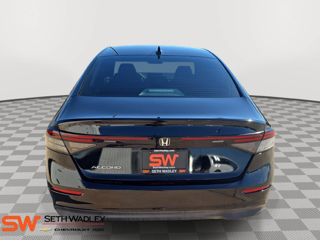 Used 2025 Honda Accord SE image 6