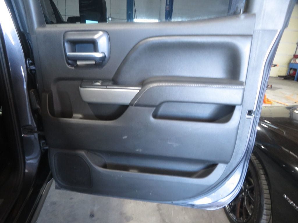 Used 2015 Chevrolet Silverado 1500 LT w/ All Star Edition AWD/4WD image 27