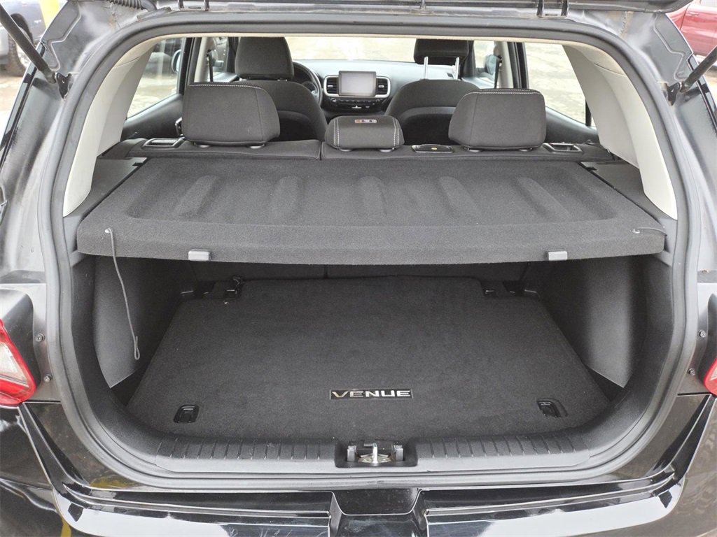Used 2021 Hyundai Venue SEL w/ Cargo Package image 15