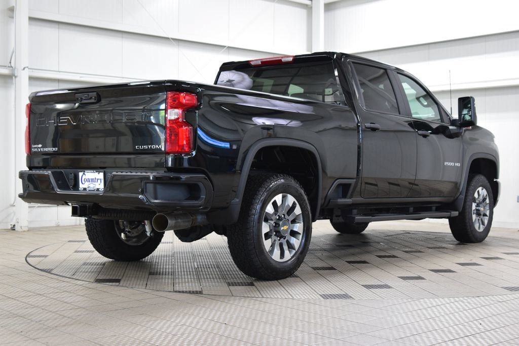 New 2026 Chevrolet Silverado 2500 Custom w/ Custom Value Package AWD/4WD image 8