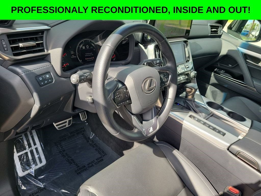 Used 2024 Lexus LX 600 F Sport AWD/4WD image 7