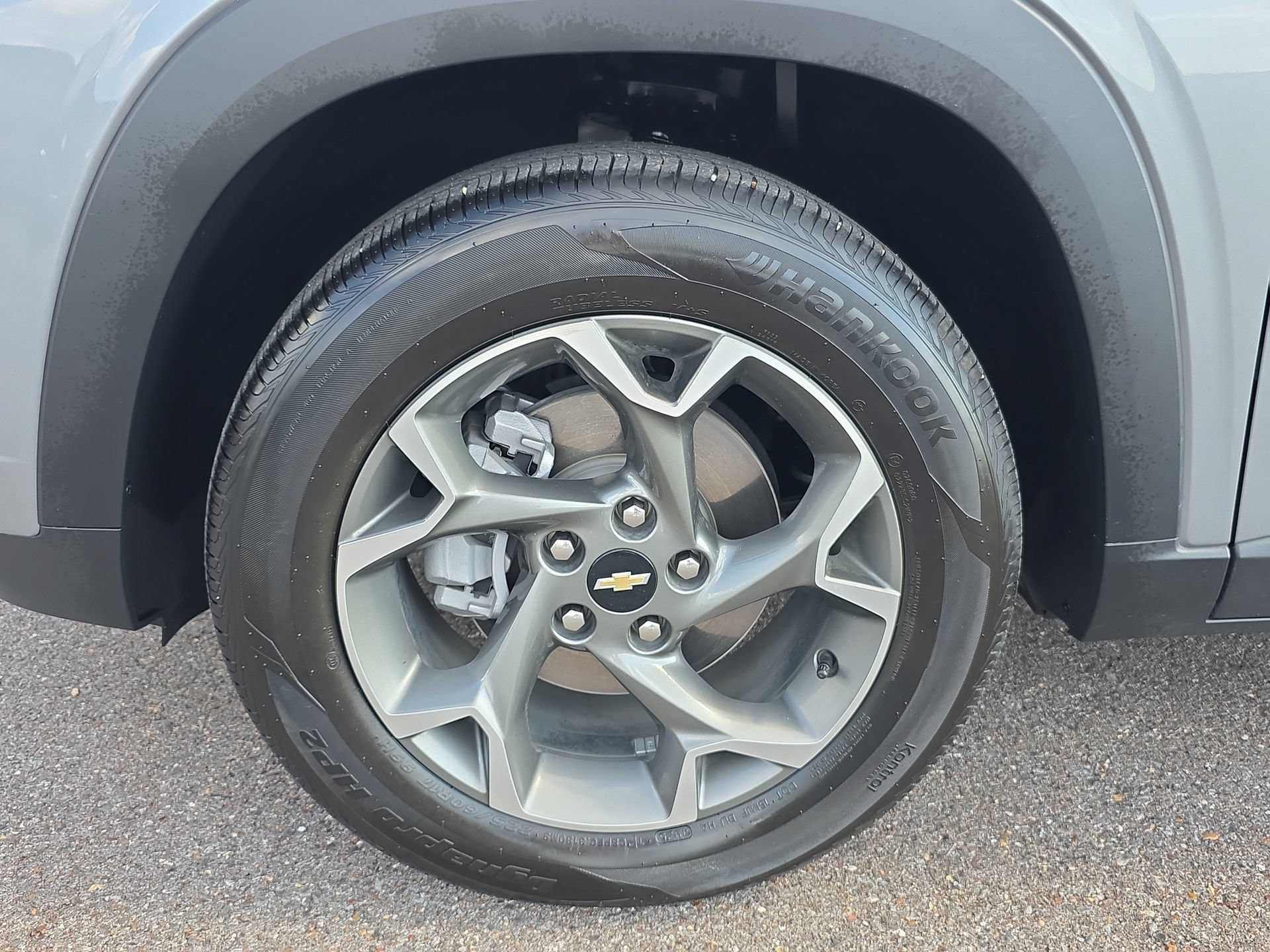 Used 2026 Chevrolet Trax LT w/ Driver Confidence Package FWD image 9