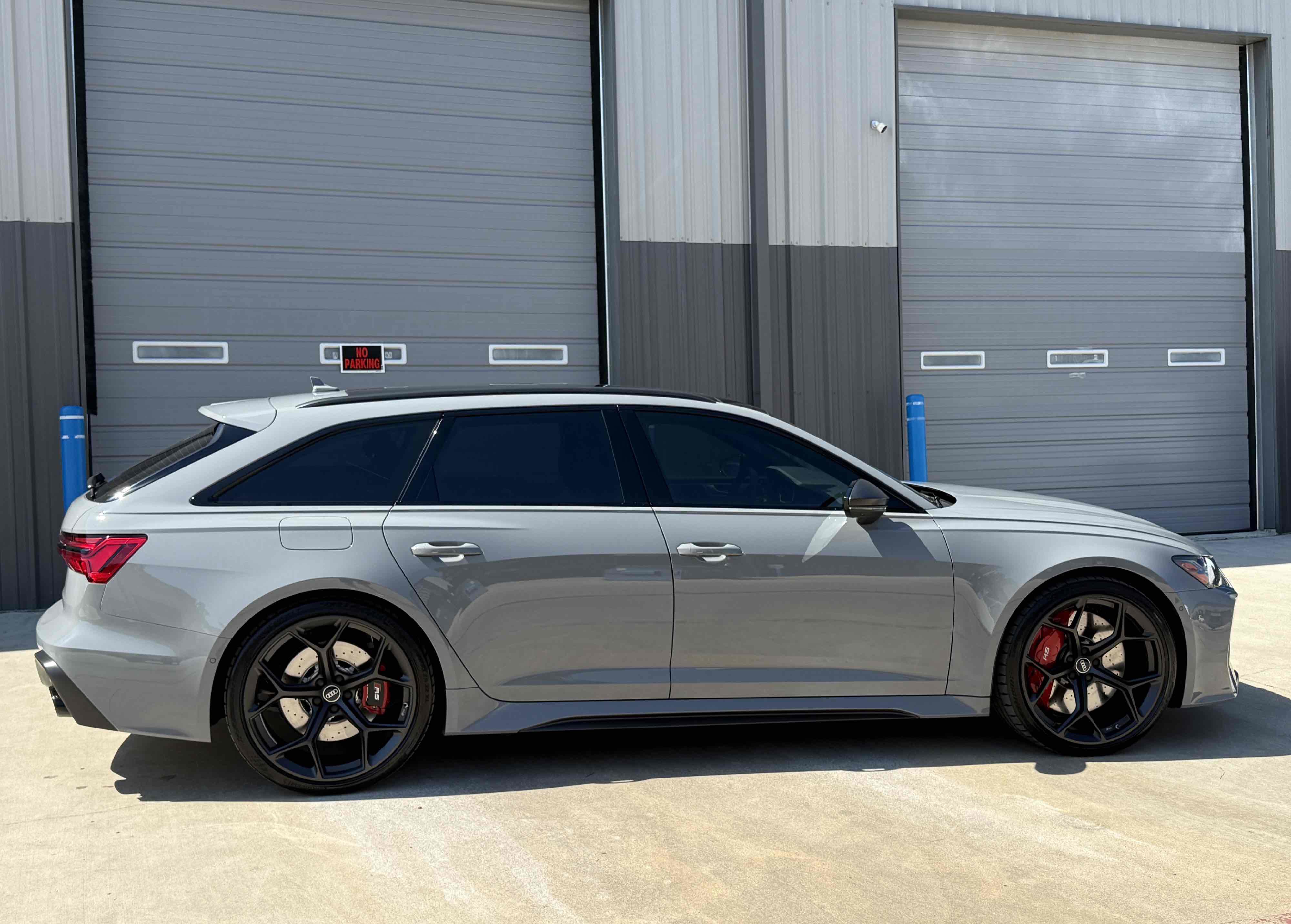 Used 2025 Audi RS 6 performance w/ Matte Carbon Package AWD/4WD image 88