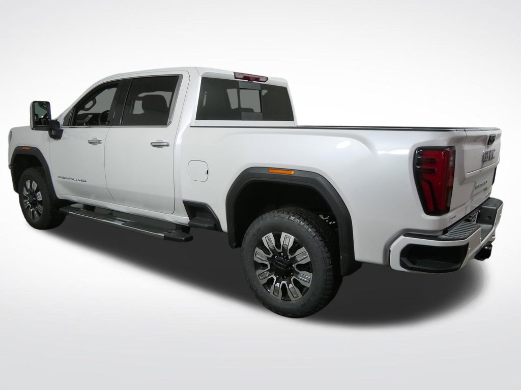 Used 2024 GMC Sierra 3500 Denali w/ Denali Reserve Package AWD/4WD image 7
