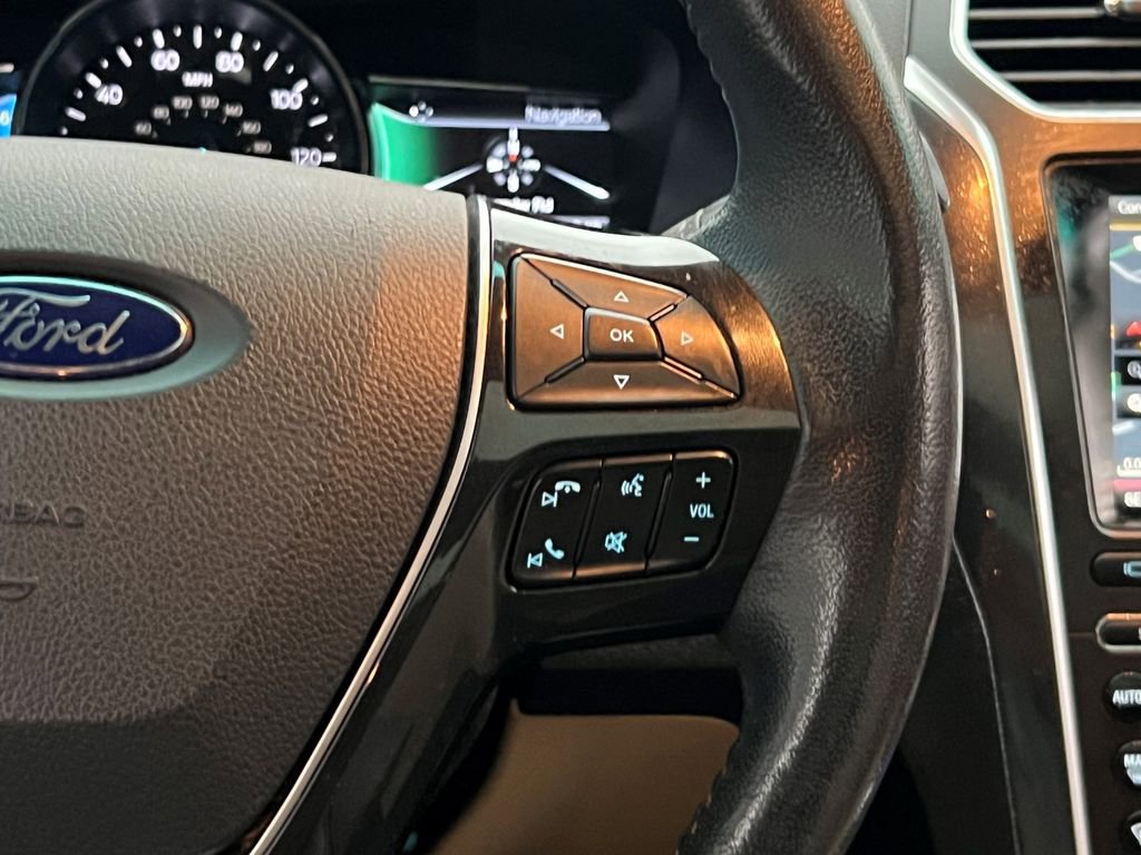 Used 2016 Ford Explorer Limited w/ Equipment Group 303A image 26