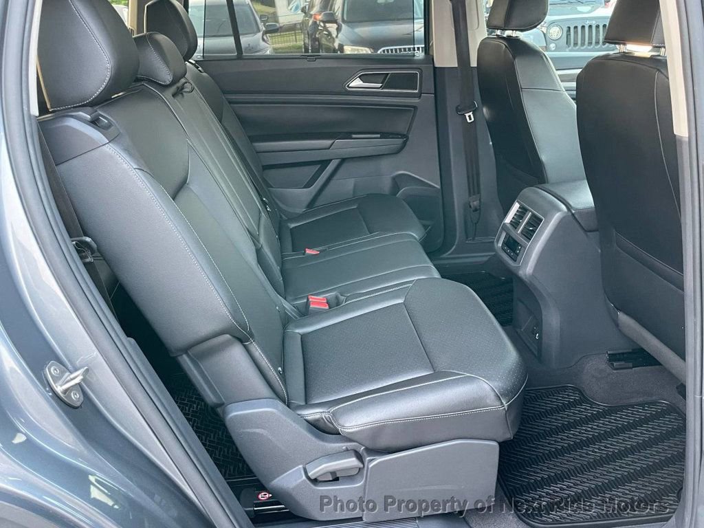 Used 2019 Volkswagen Atlas SE w/ Panoramic Sunroof Package image 12