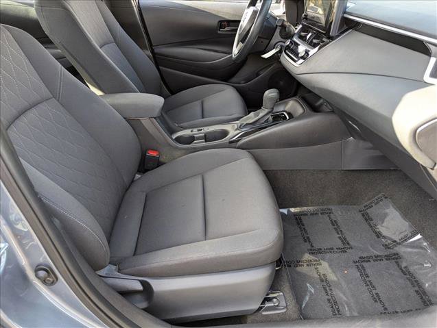 Used 2025 Toyota Corolla LE image 20