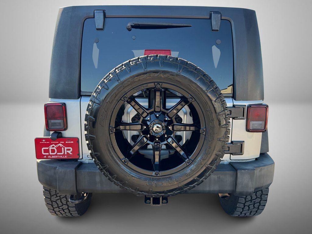 Used 2011 Jeep Wrangler Unlimited Sport AWD/4WD image 7