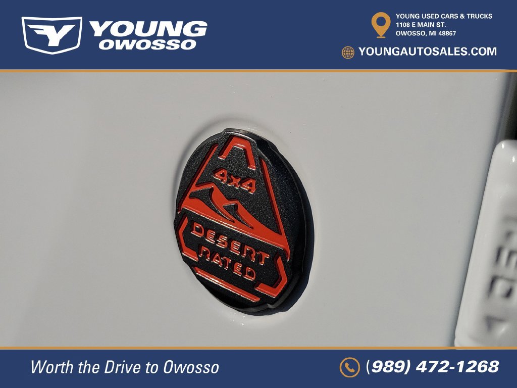 Used 2022 Jeep Gladiator Mojave AWD/4WD image 9