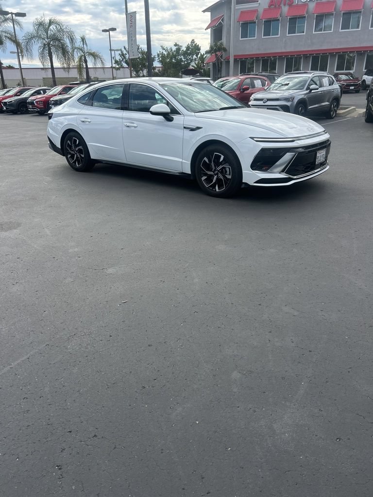 Used 2025 Hyundai Sonata SEL FWD image 5