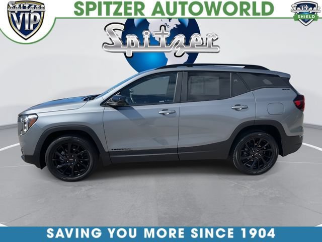 Used 2023 GMC Terrain SLE w/ Elevation Edition FWD image 6