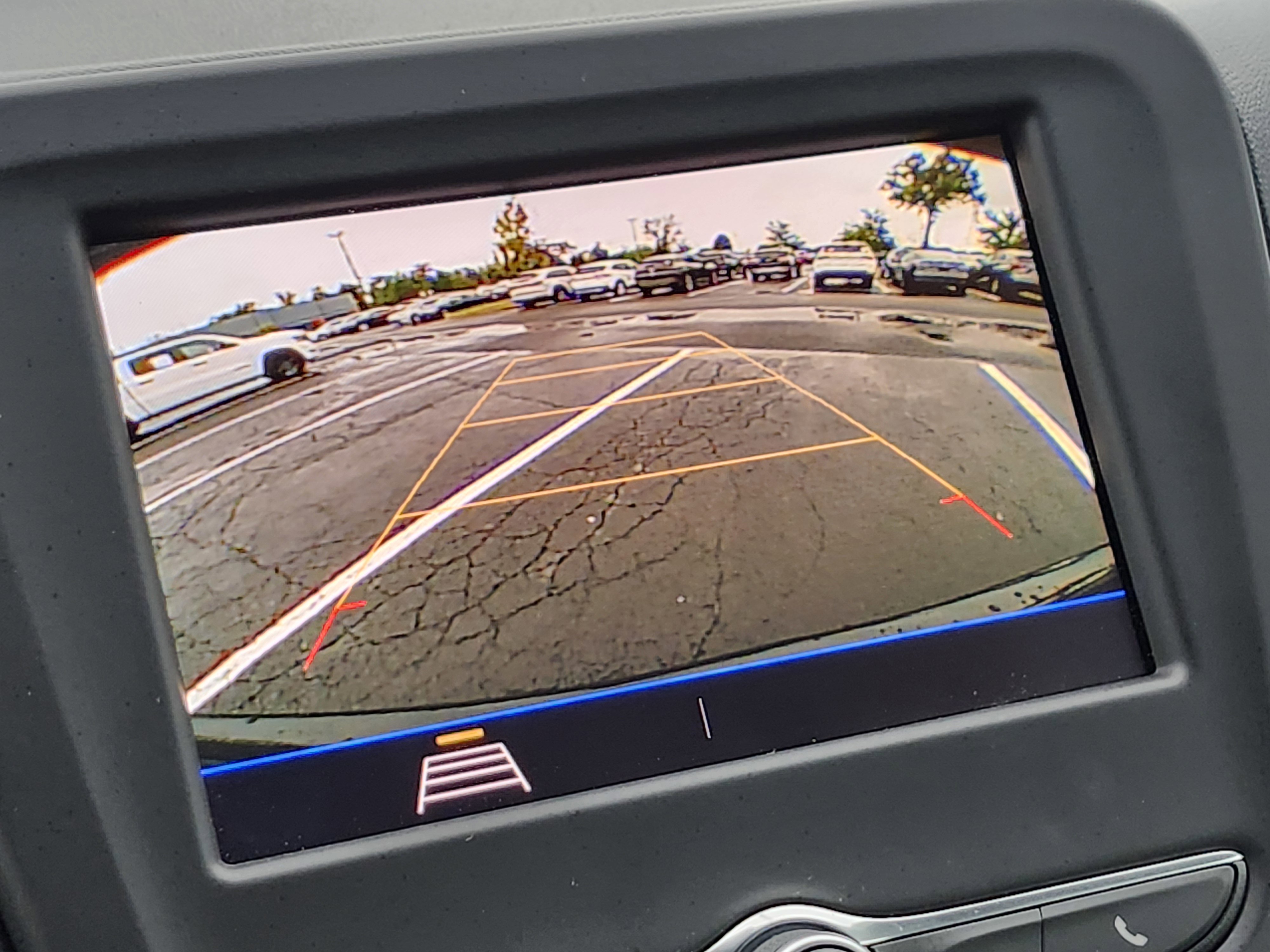 Used 2020 Chevrolet Equinox LT w/ Midnight Edition image 26