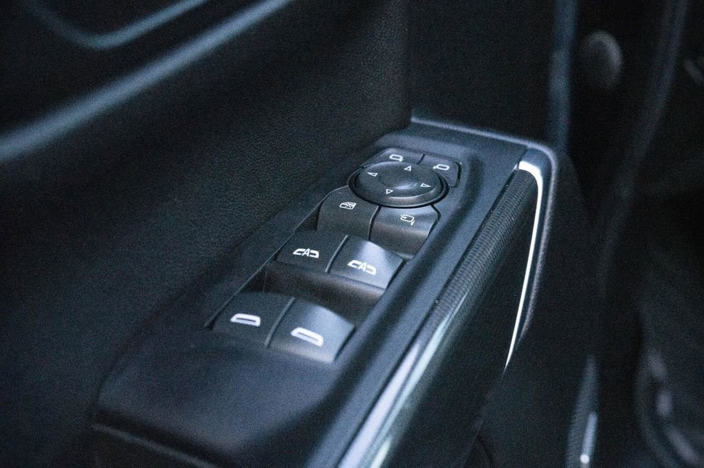 Used 2020 GMC Sierra 1500 AT4 w/ AT4 Premium Package image 18