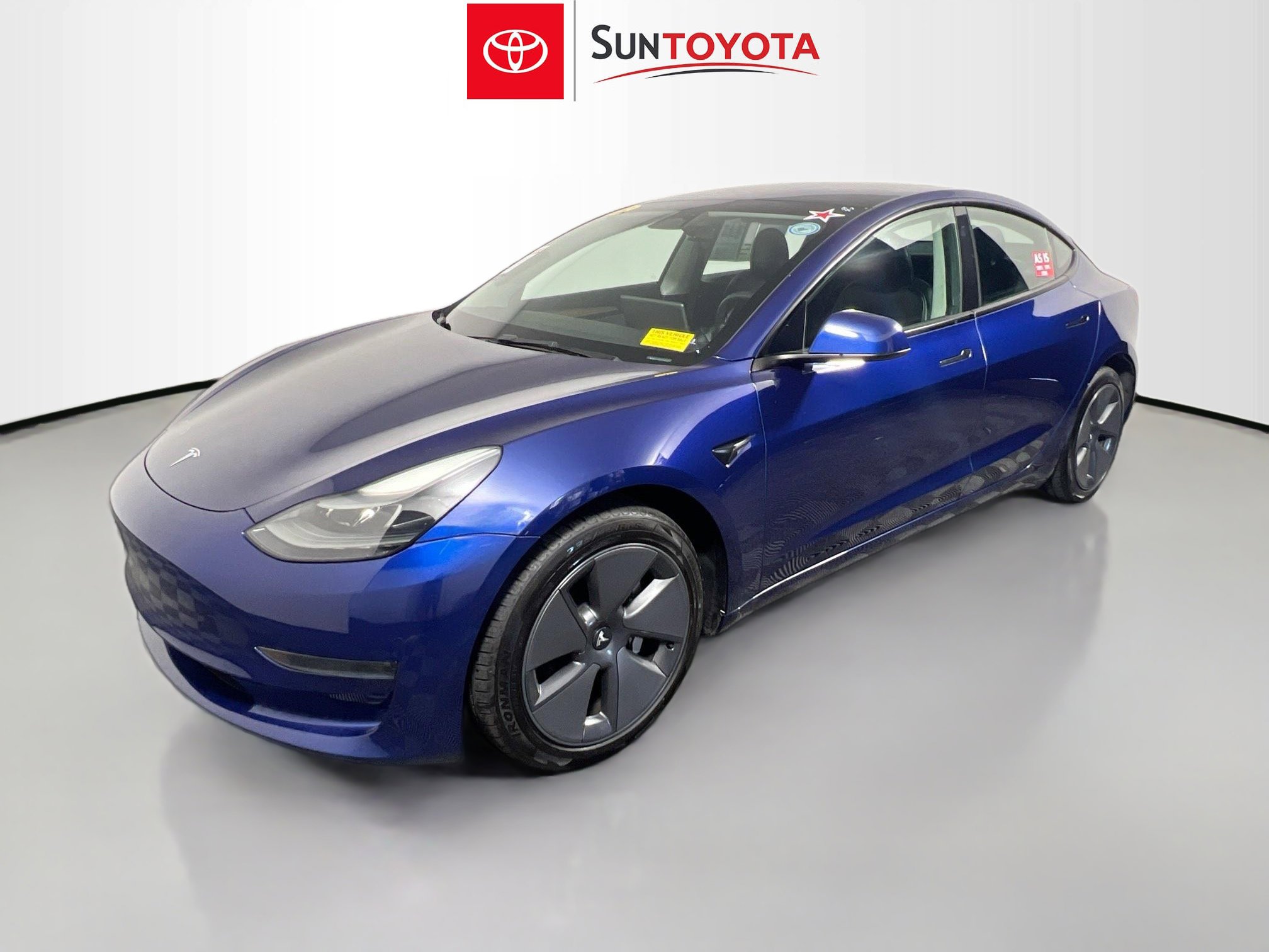 Used 2023 Tesla Model 3 Standard Range RWD image 9