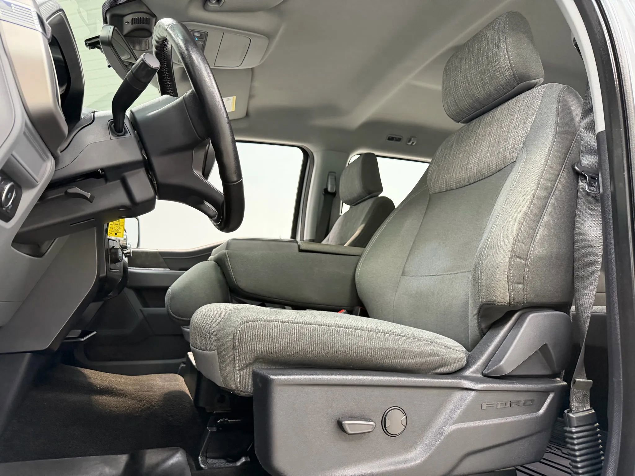 Used 2022 Ford F150 XLT w/ Equipment Group 301A Mid AWD/4WD image 15