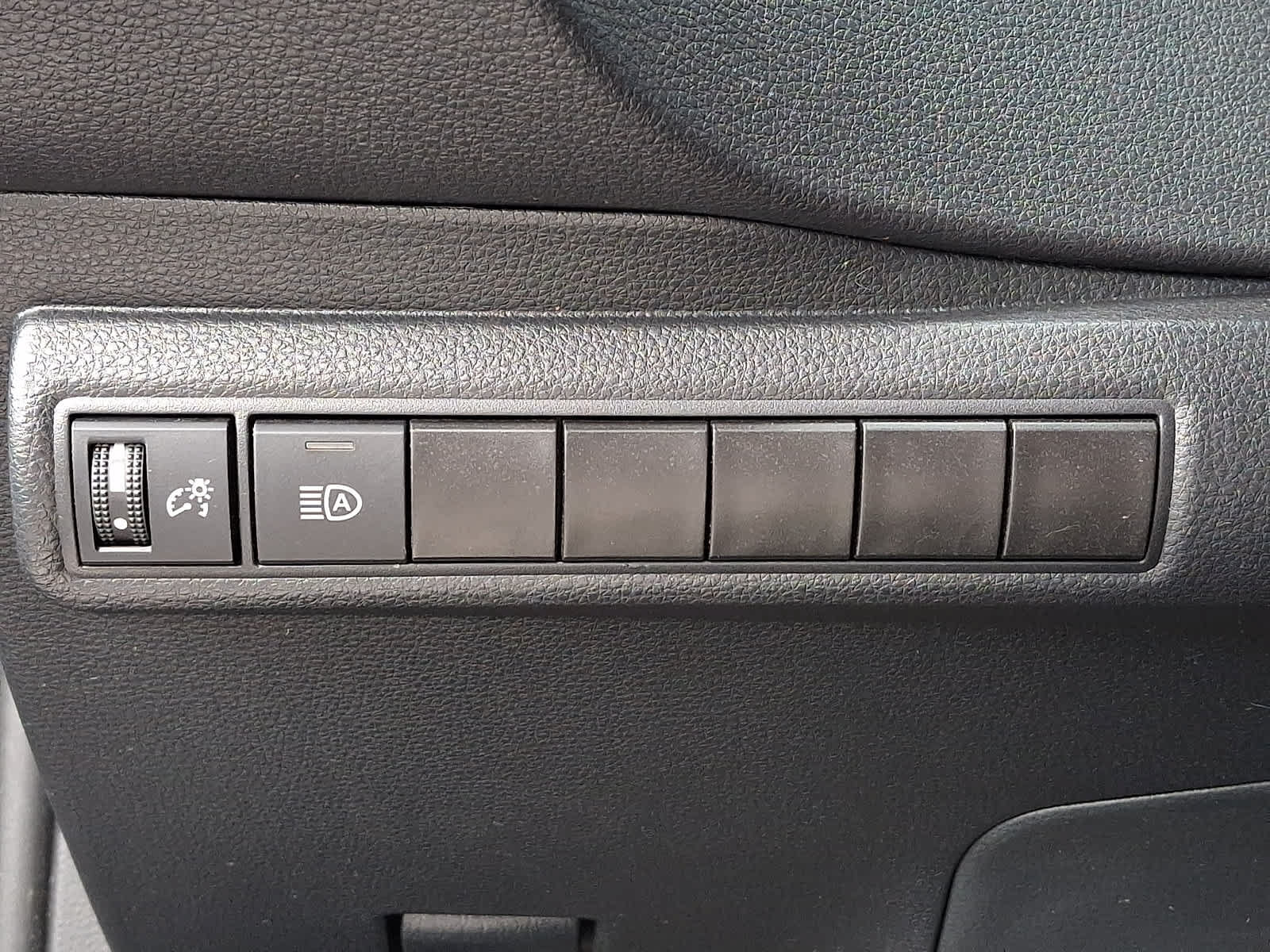 Used 2024 Toyota Corolla SE FWD image 29