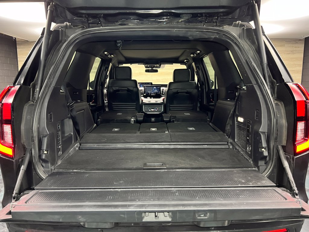 Used 2025 Ford Expedition Tremor AWD/4WD image 26