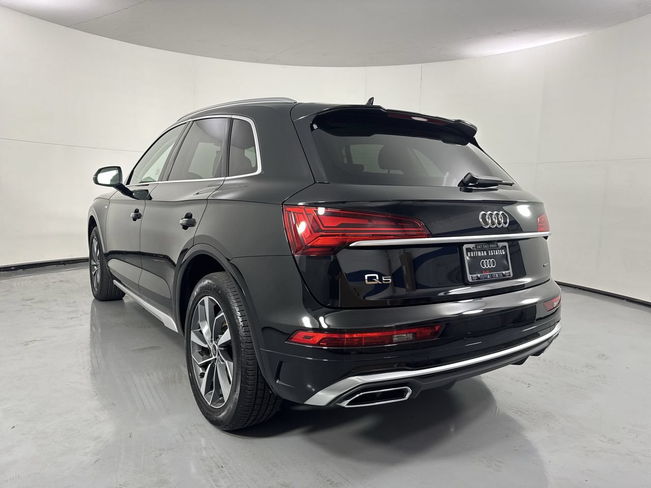 Used 2023 Audi Q5 2.0T Premium Plus w/ Premium Plus Package AWD/4WD image 5