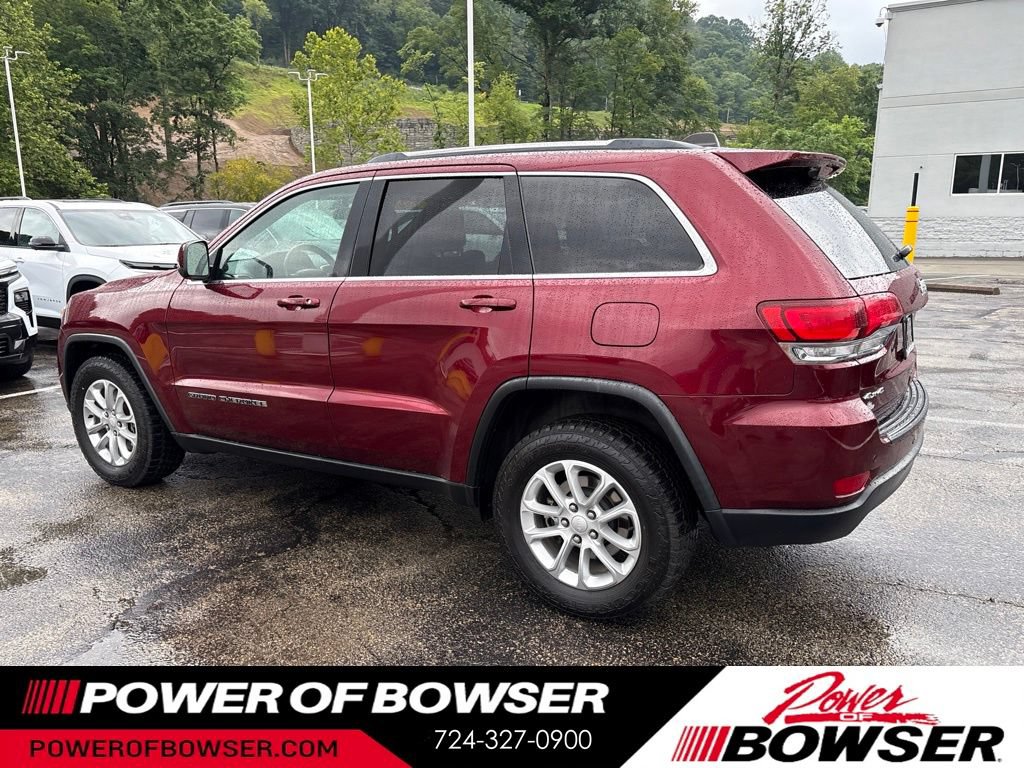 Used 2021 Jeep Grand Cherokee Laredo AWD/4WD image 3