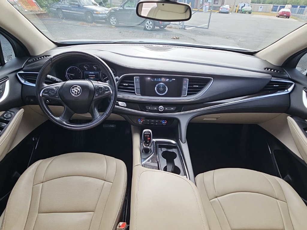 Used 2019 Buick Enclave Essence FWD image 9