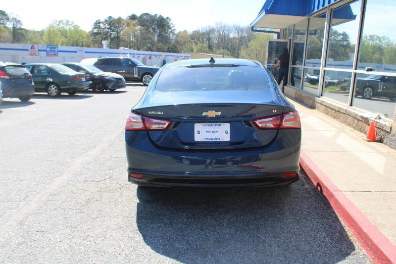 Used 2022 Chevrolet Malibu LT FWD image 5