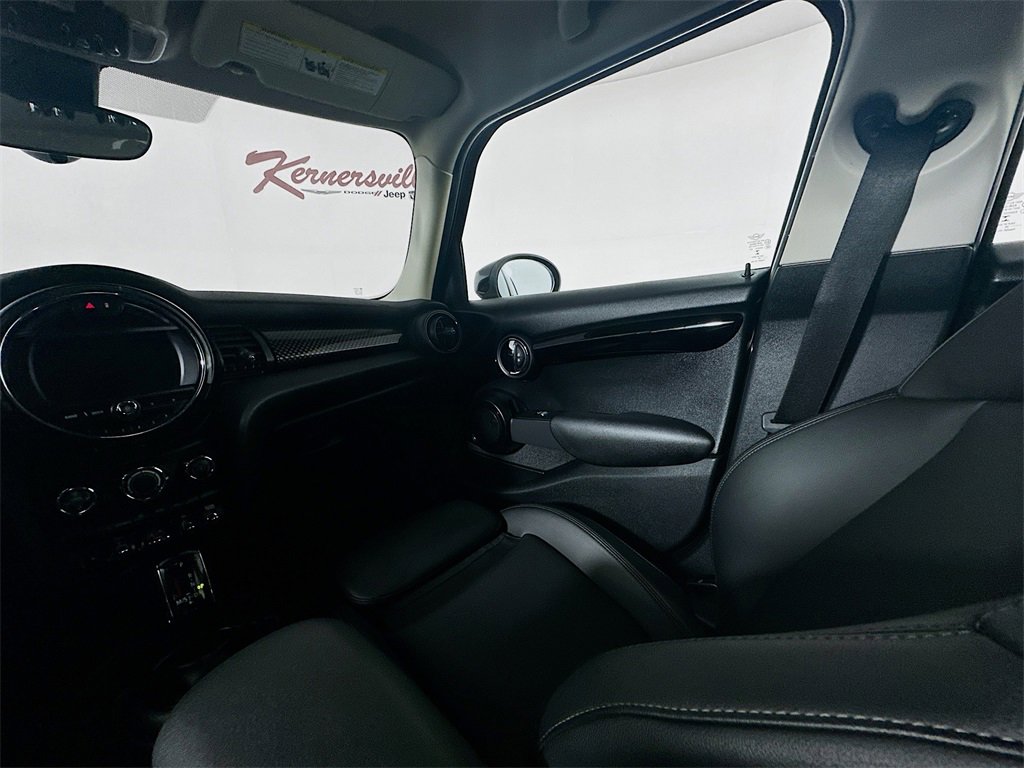 Used 2021 MINI Cooper S image 11