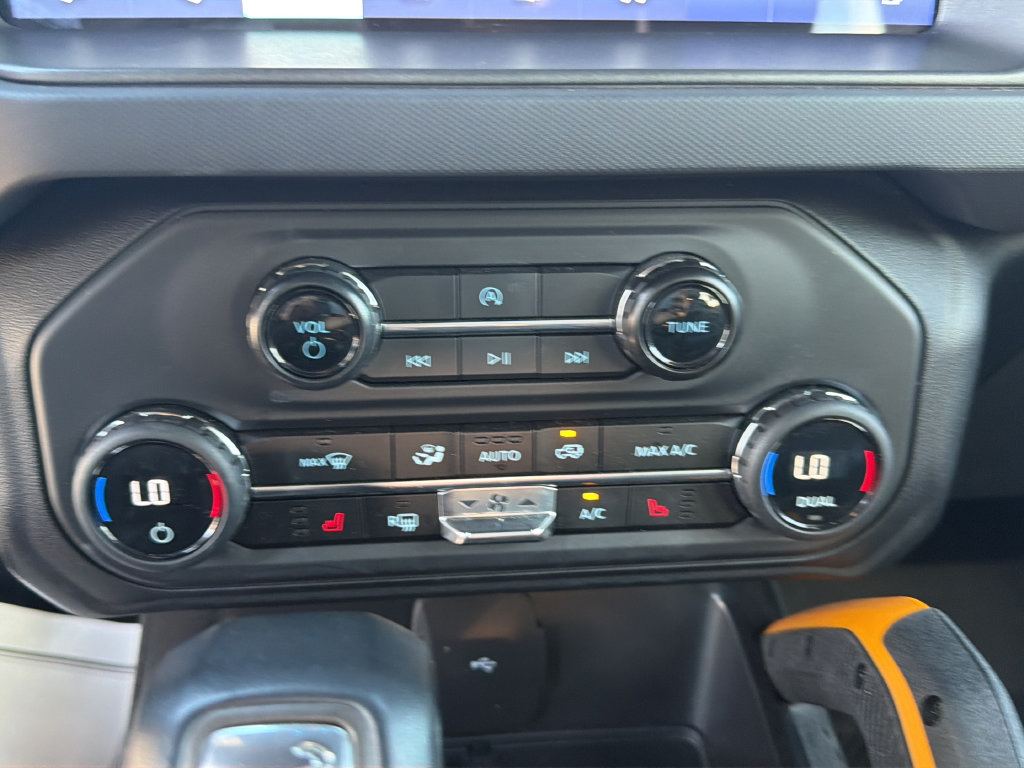 Used 2024 Ford Bronco Badlands AWD/4WD image 52