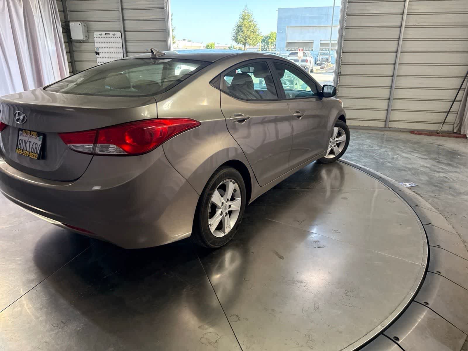 Used 2013 Hyundai Elantra GLS w/ Preferred Pkg FWD image 4