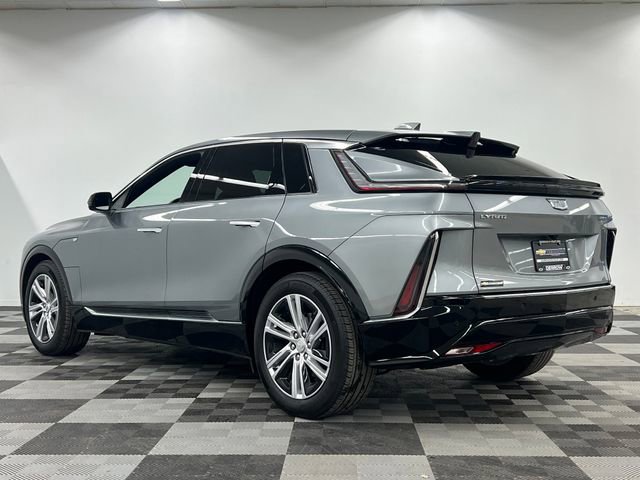 Used 2024 Cadillac Lyriq Tech RWD image 7