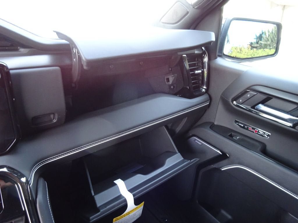 New 2026 GMC Sierra 1500 AT4X w/ LPO, Black Badging Package AWD/4WD image 29
