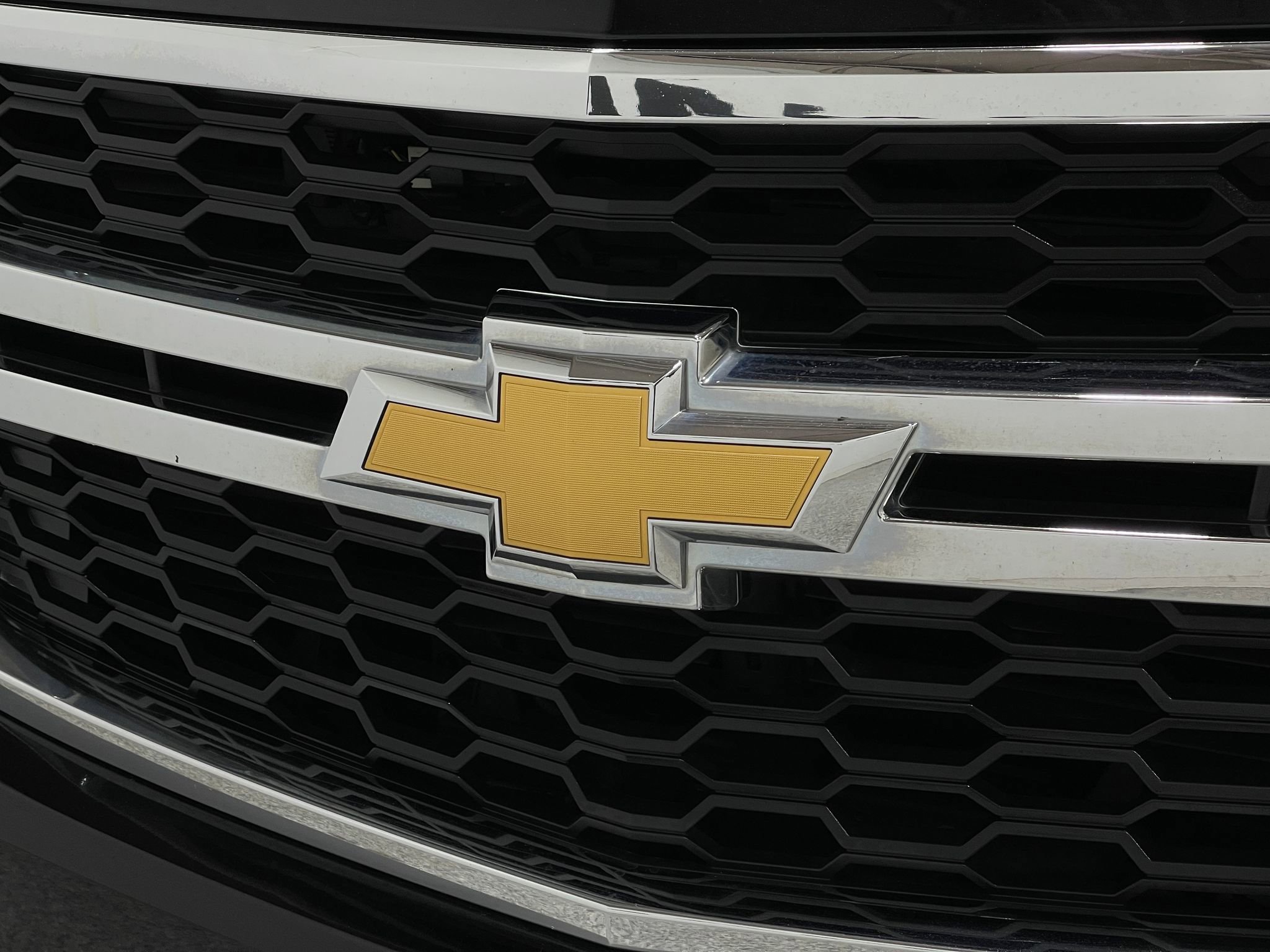 Used 2018 Chevrolet Tahoe LT w/ Luxury Package AWD/4WD image 40