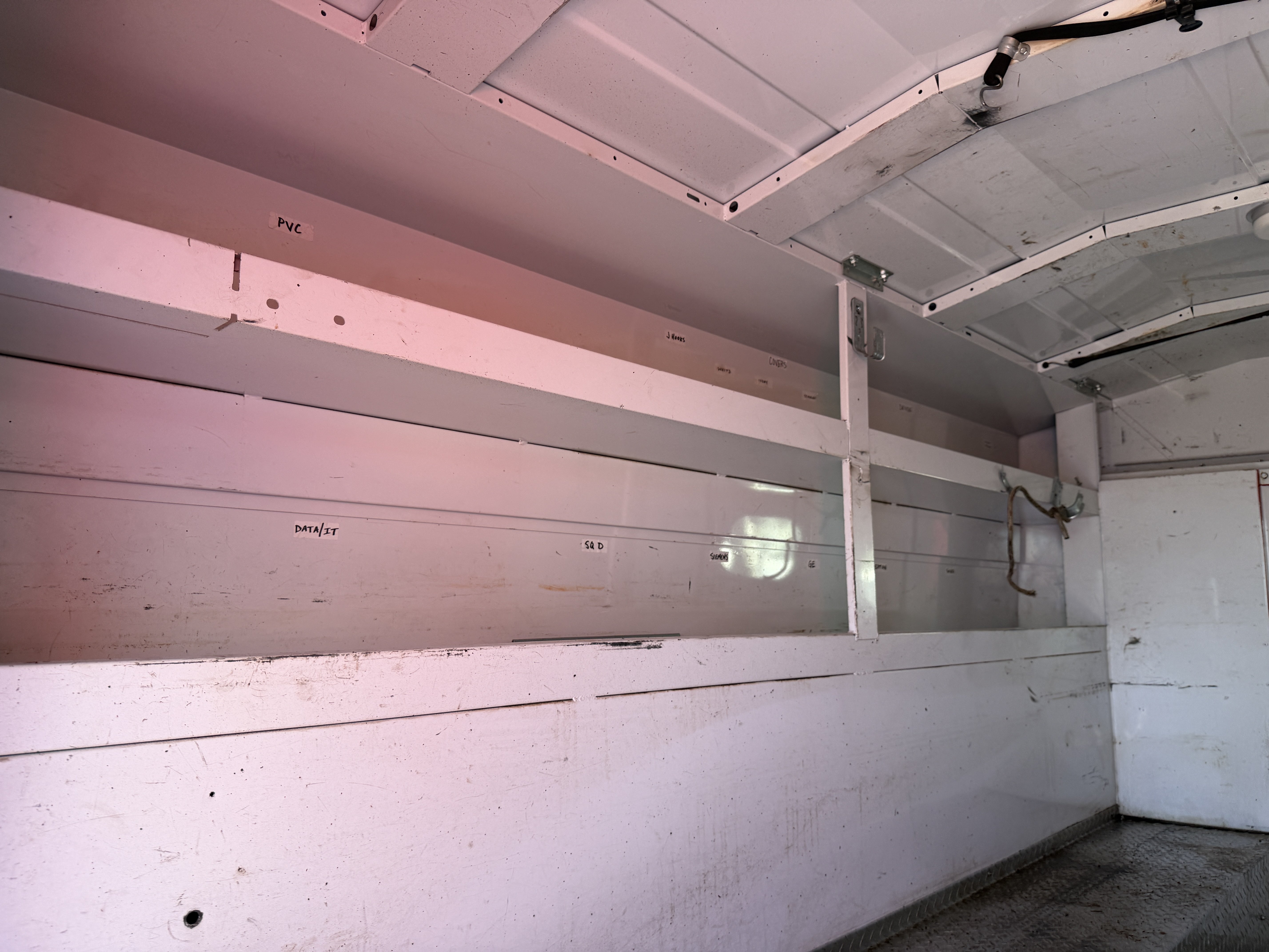 Used 2014 Ford E-350 and Econoline 350 Super Duty w/ Power Windows & Locks Group RWD image 31
