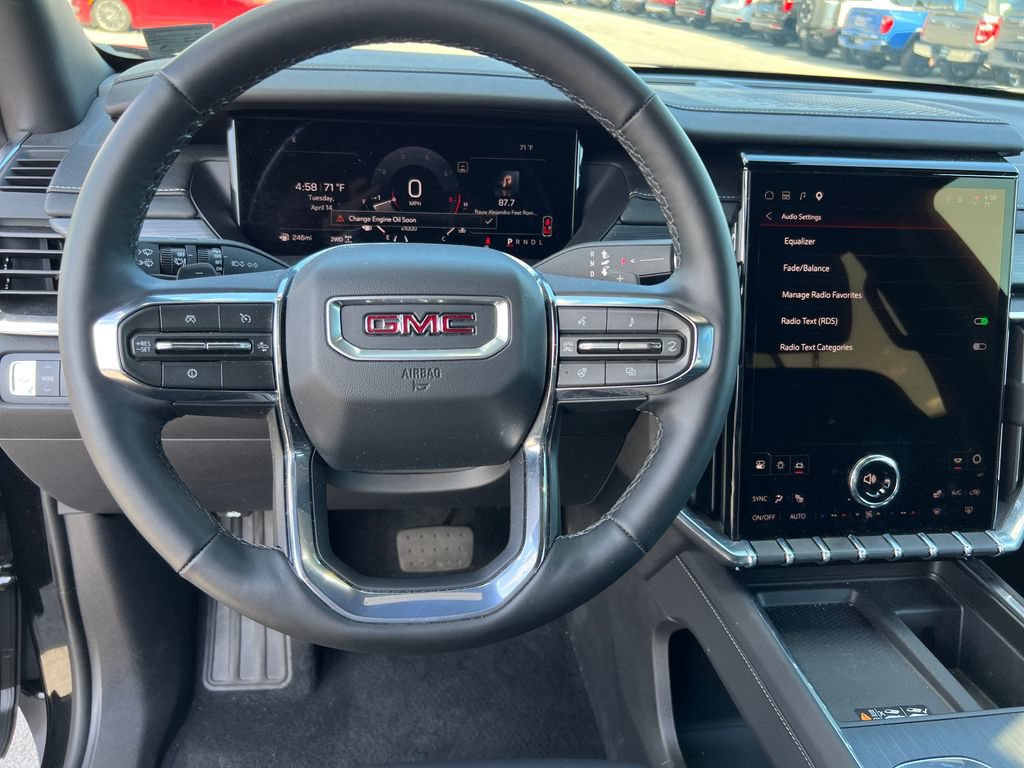 Used 2026 GMC Acadia Elevation w/ Elevation Premium Package AWD/4WD image 23