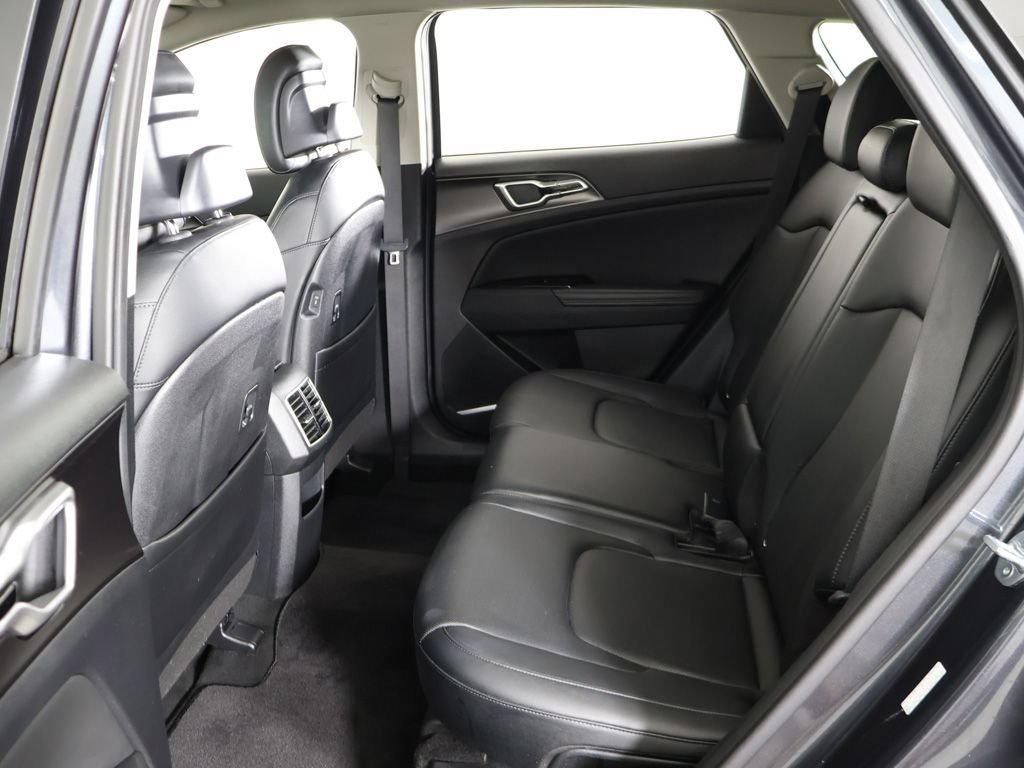 Used 2023 Kia Sportage EX FWD image 34
