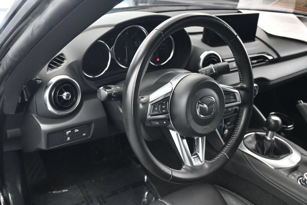 Used 2024 MAZDA MX-5 Miata Grand Touring w/ Weather Package RWD image 14