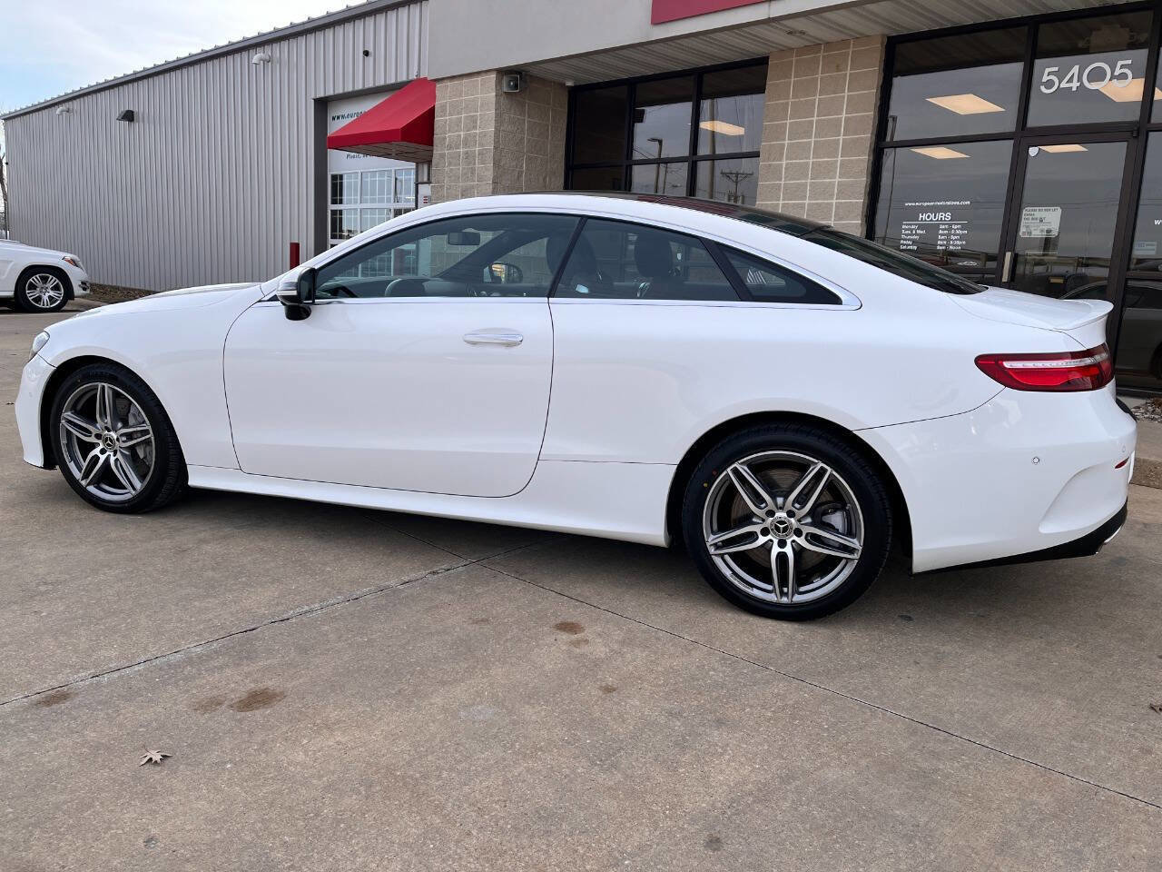 Used 2019 Mercedes-Benz E 450 E 450 4MATIC AWD 2dr Coupe w/ AMG Line Package image 3