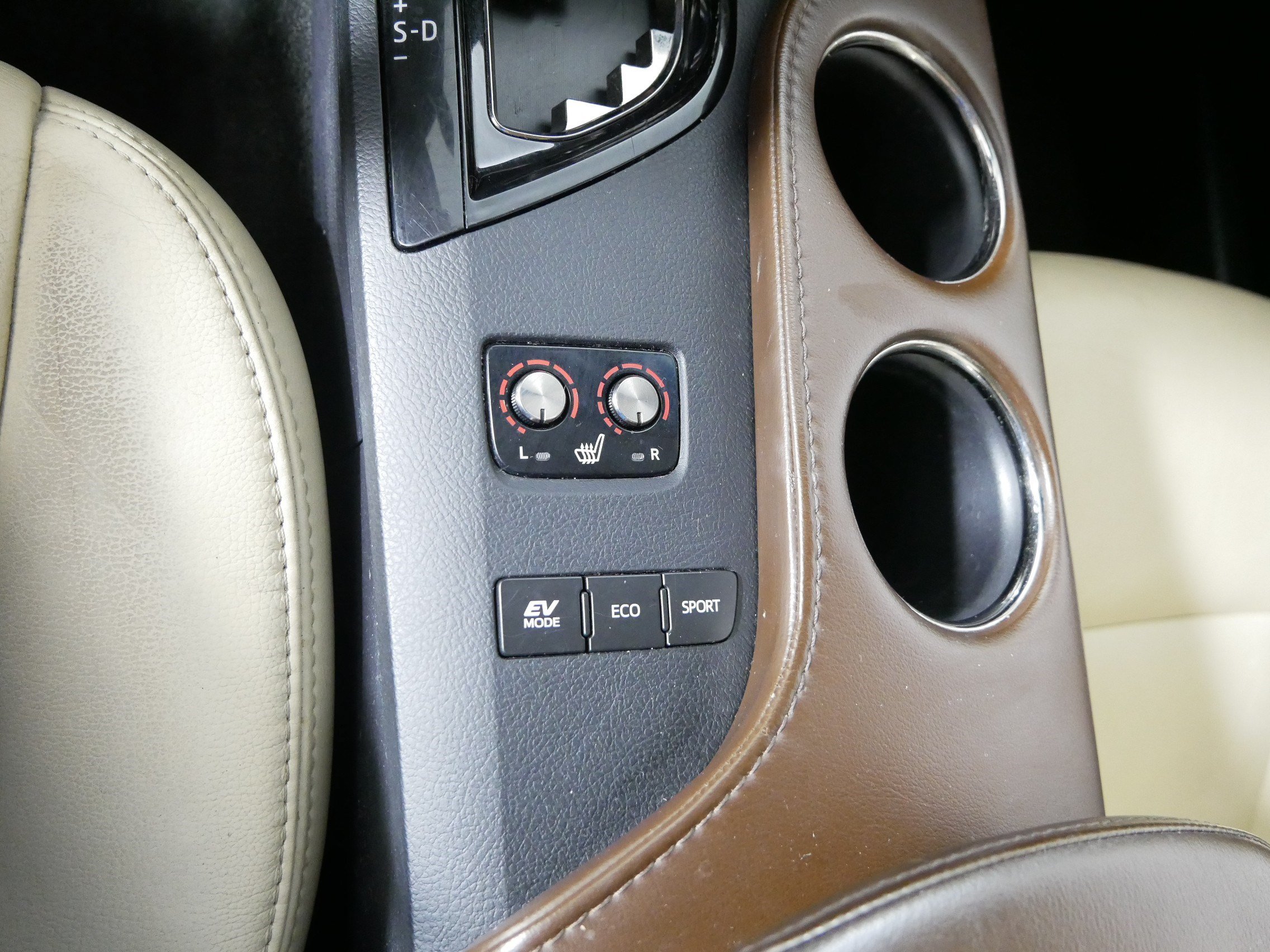 Used 2015 Toyota Avalon XLE Touring FWD image 30