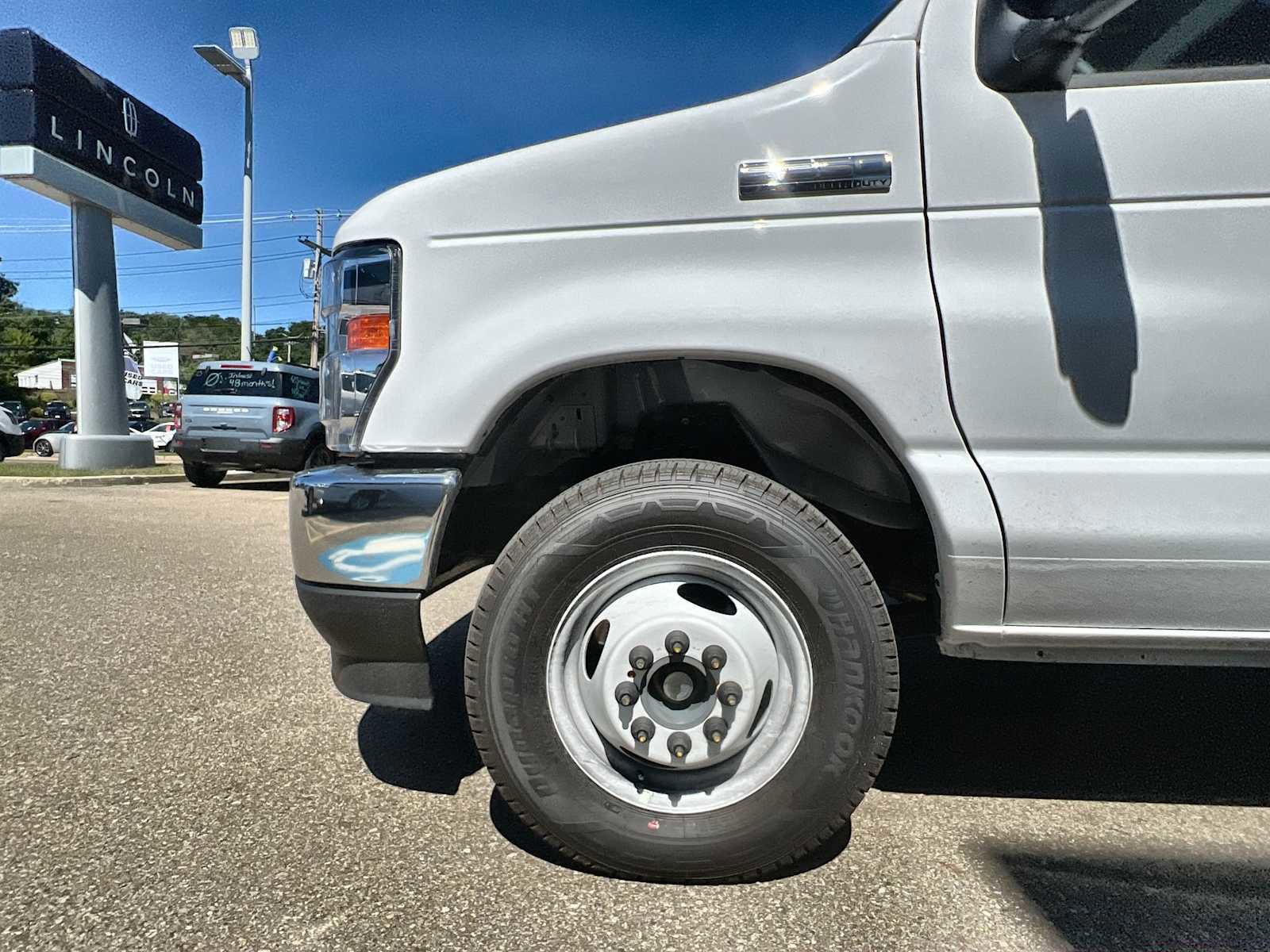 New 2026 Ford E-350 and Econoline 350 Super Duty w/ Power Equipment Group image 18