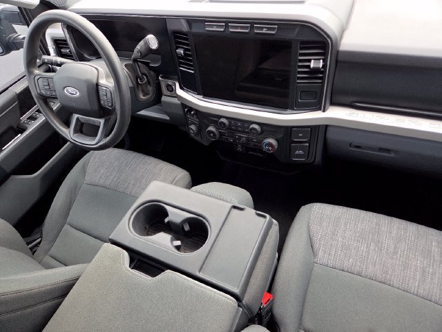Used 2023 Ford F250 XLT w/ Black Appearance Package AWD/4WD image 23